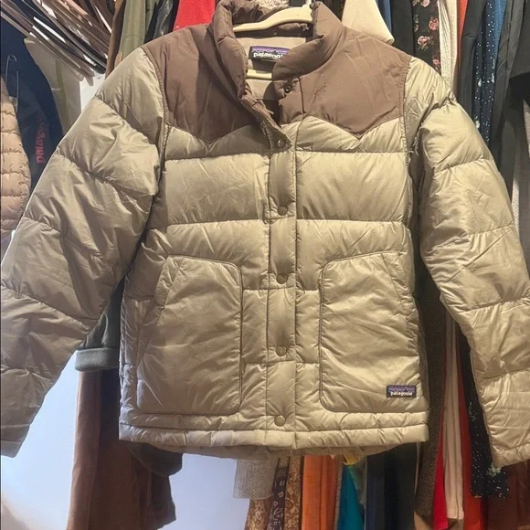 Patagonia Brown and Tan Puffer Jacket - Picture 1 of 1